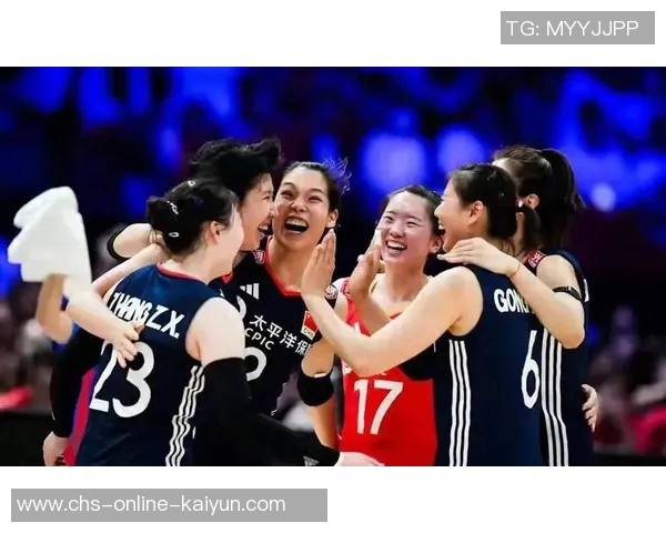 中国女排迎战美国队全力争胜展现拼搏精神与团队默契